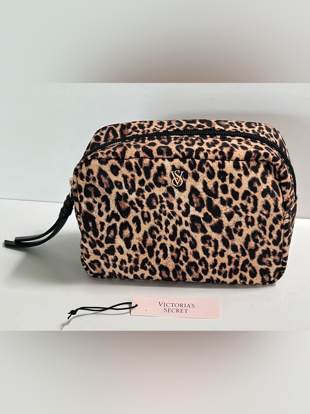 Victoria’s Secret Leopard Nylon Cosmetic Bag NWT